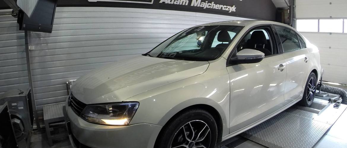 Volkswagen Jetta 1.6TDI + 30KM  i + 73Nm