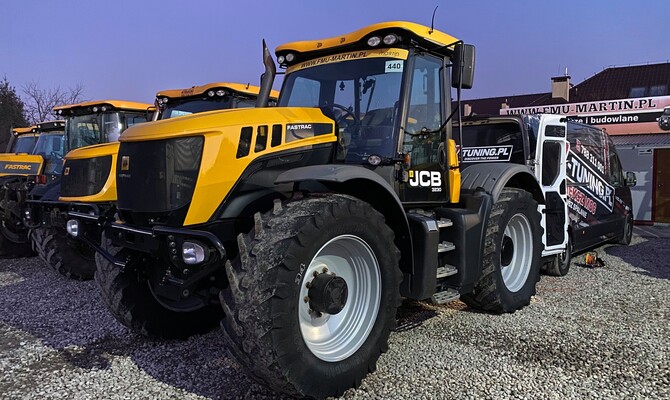 JCB Fastrac 3230