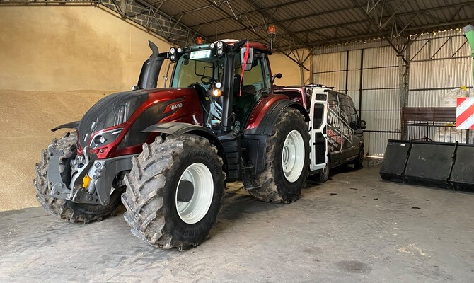 Valtra T254