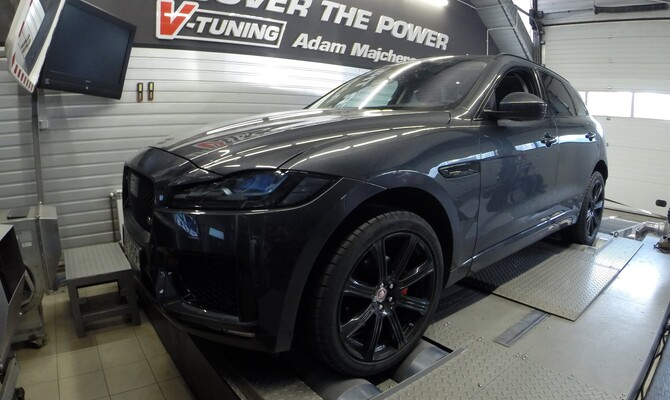 Jaguar F-Pace 2.0D 180KM